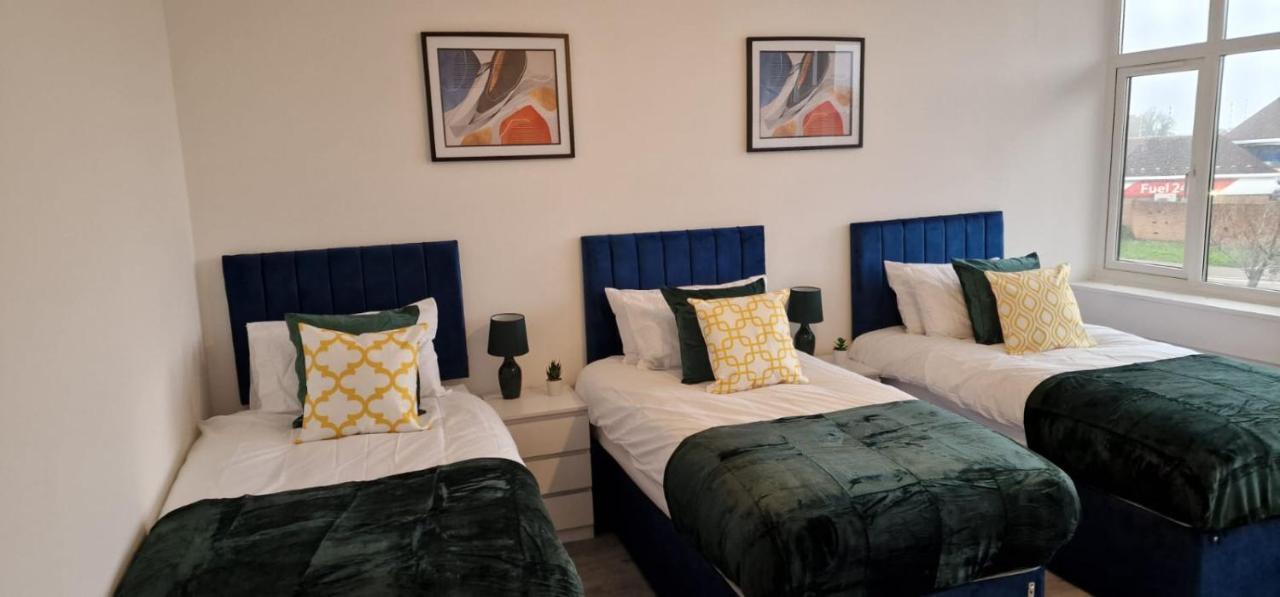 1 Bedroom Apartment - Flitwick - Contractor Friendly - Tourist Ready - Full Kitchen - Wifi - Smart Tv - Sofa Bed - Free Parking - Ideal For Short Or Long Stays Zewnętrze zdjęcie